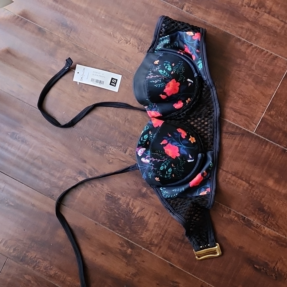Swim top
